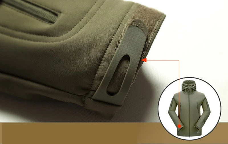 Jaquetas militares de pele de tubarão Casaco impermeável à prova de vento tático para homens Jaquetas de combate do exército Casacos de bombardeiro com capuz para homens